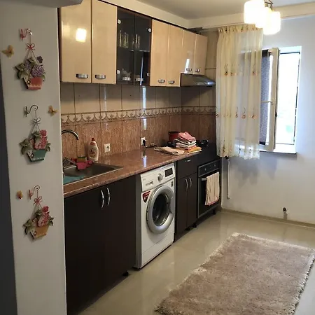 Isabela * Năvodari